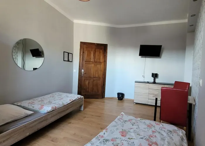 Goscinne Nap בית אירוח קטוביץ